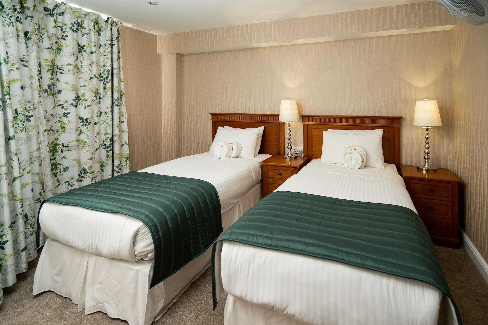 เดอะ แคลเรนดัน โฮเต็ล Hotel Blackheath ภายนอก รูปภาพ