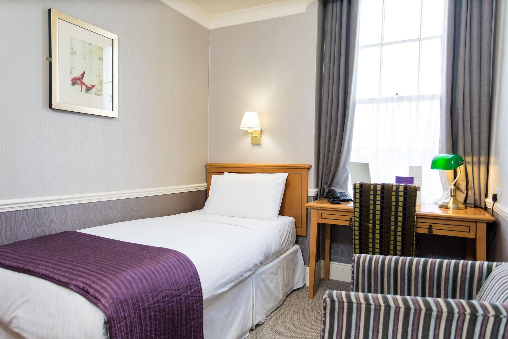 เดอะ แคลเรนดัน โฮเต็ล Hotel Blackheath ภายนอก รูปภาพ
