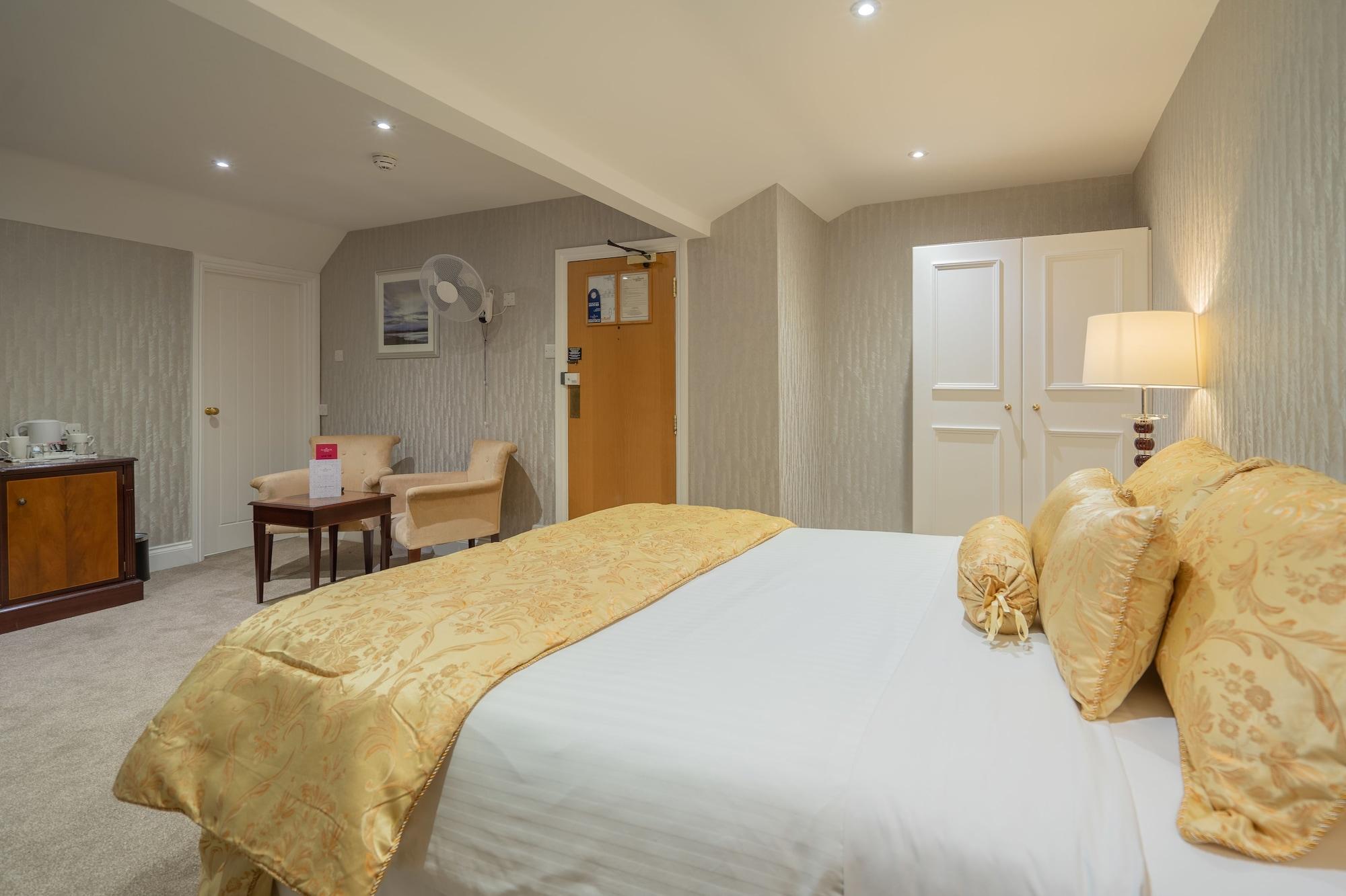 เดอะ แคลเรนดัน โฮเต็ล Hotel Blackheath ภายนอก รูปภาพ