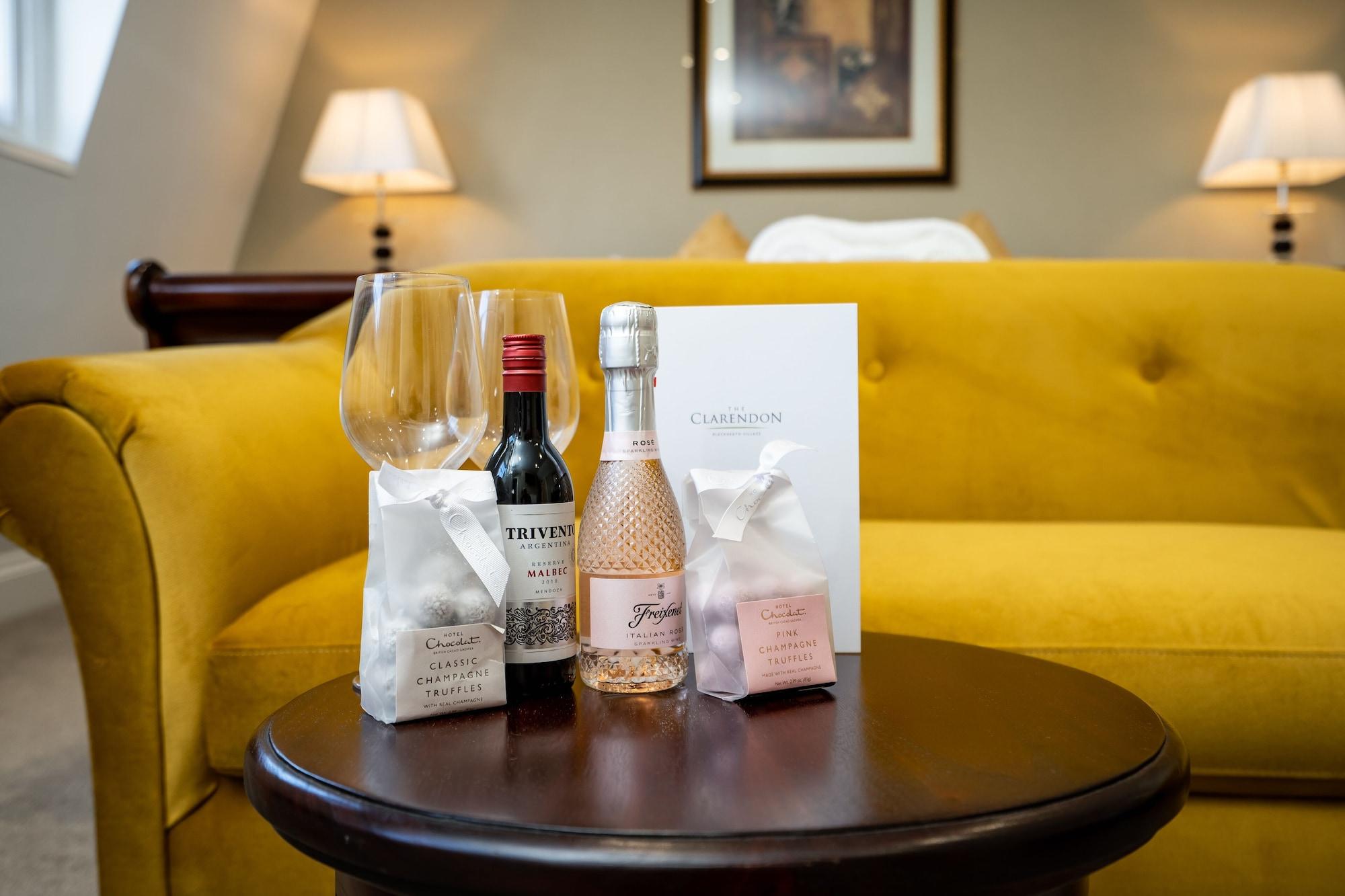 เดอะ แคลเรนดัน โฮเต็ล Hotel Blackheath ภายนอก รูปภาพ