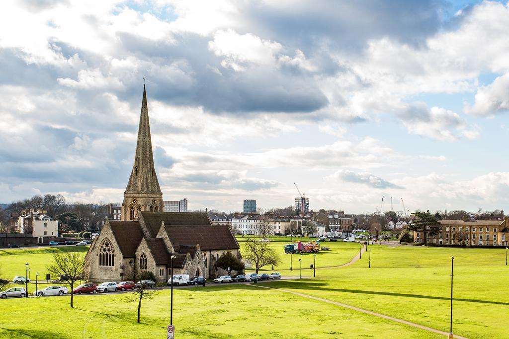 เดอะ แคลเรนดัน โฮเต็ล Hotel Blackheath ภายนอก รูปภาพ