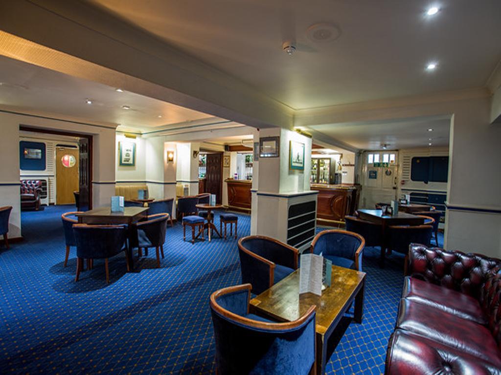 เดอะ แคลเรนดัน โฮเต็ล Hotel Blackheath ภายนอก รูปภาพ