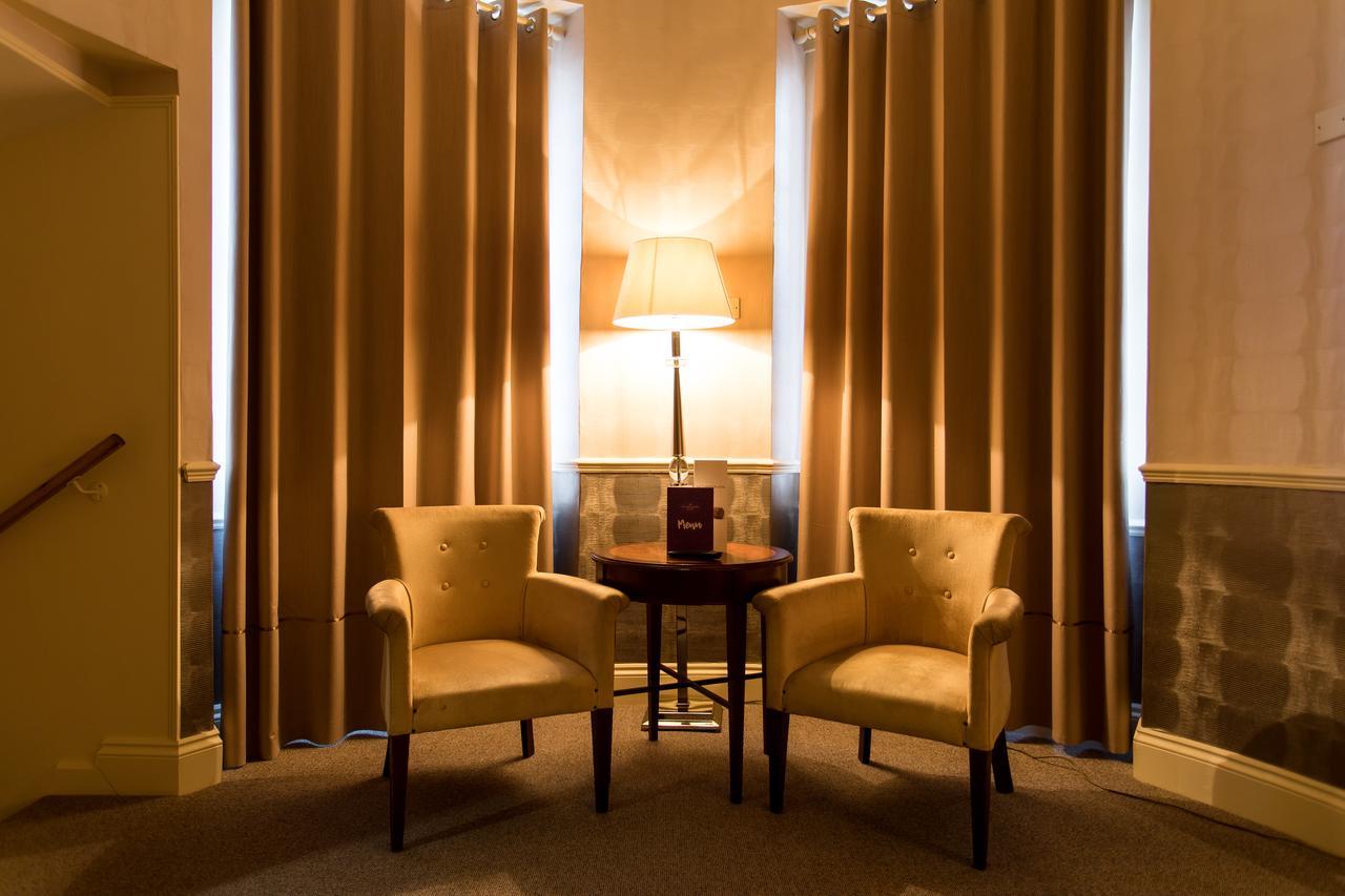 เดอะ แคลเรนดัน โฮเต็ล Hotel Blackheath ภายนอก รูปภาพ