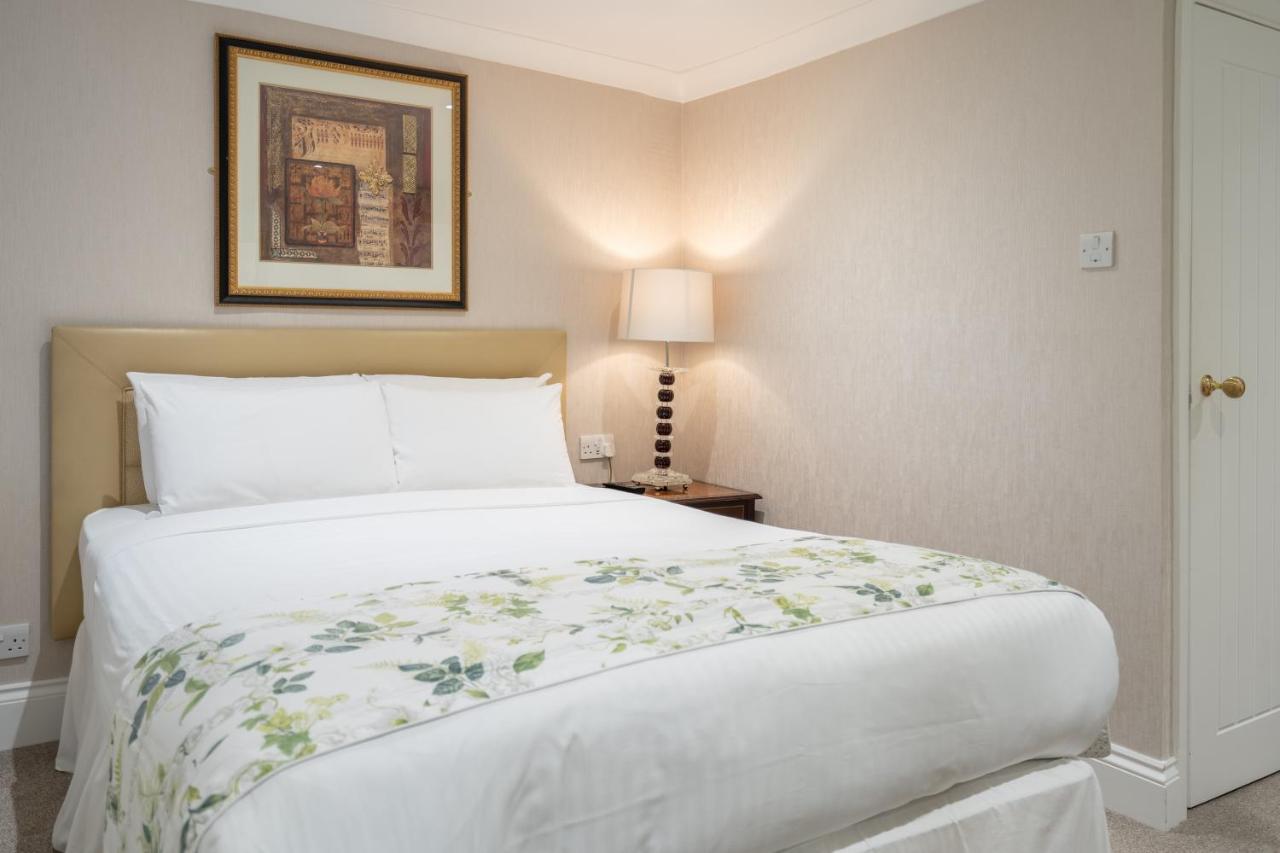 เดอะ แคลเรนดัน โฮเต็ล Hotel Blackheath ภายนอก รูปภาพ