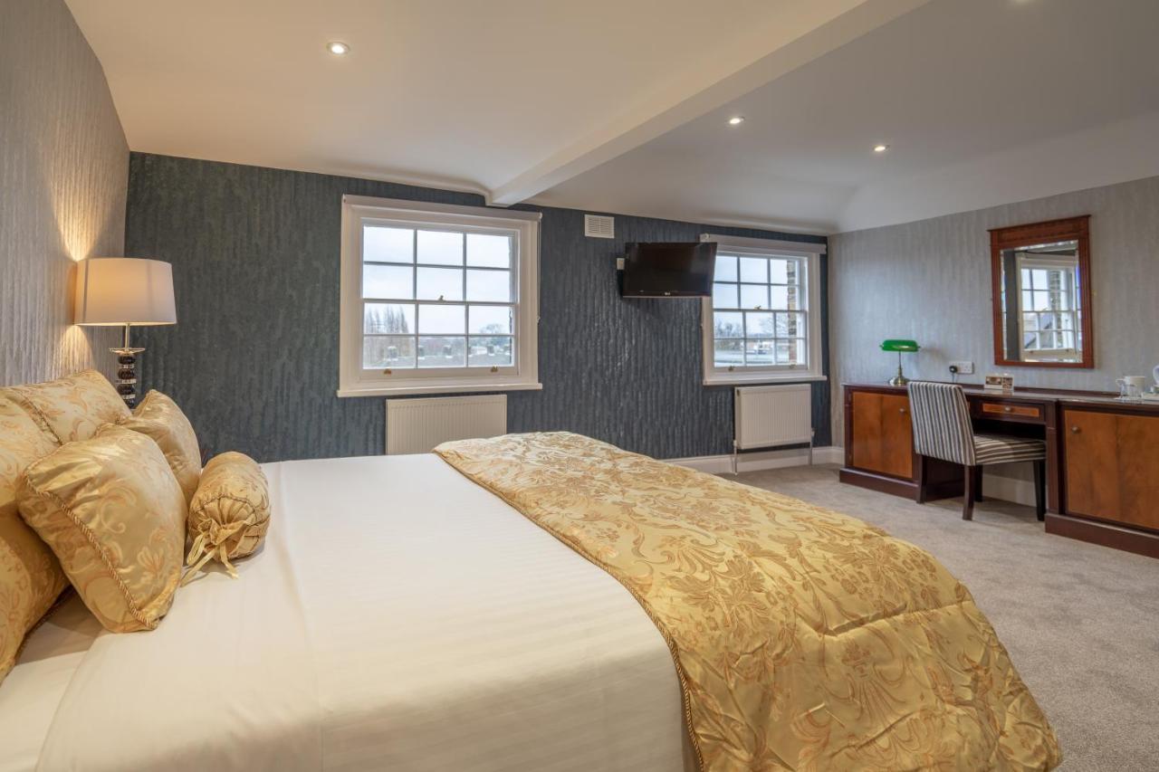 เดอะ แคลเรนดัน โฮเต็ล Hotel Blackheath ภายนอก รูปภาพ