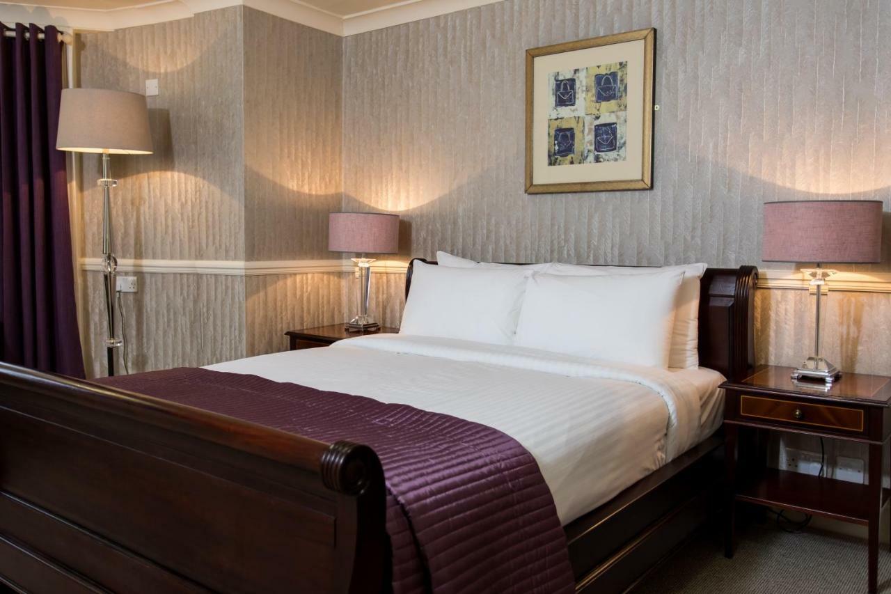 เดอะ แคลเรนดัน โฮเต็ล Hotel Blackheath ภายนอก รูปภาพ
