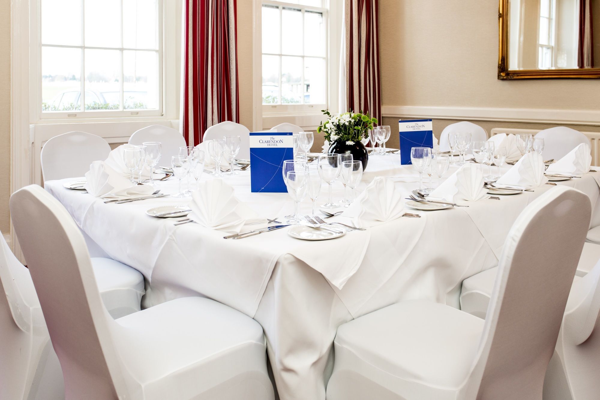 เดอะ แคลเรนดัน โฮเต็ล Hotel Blackheath ภายนอก รูปภาพ