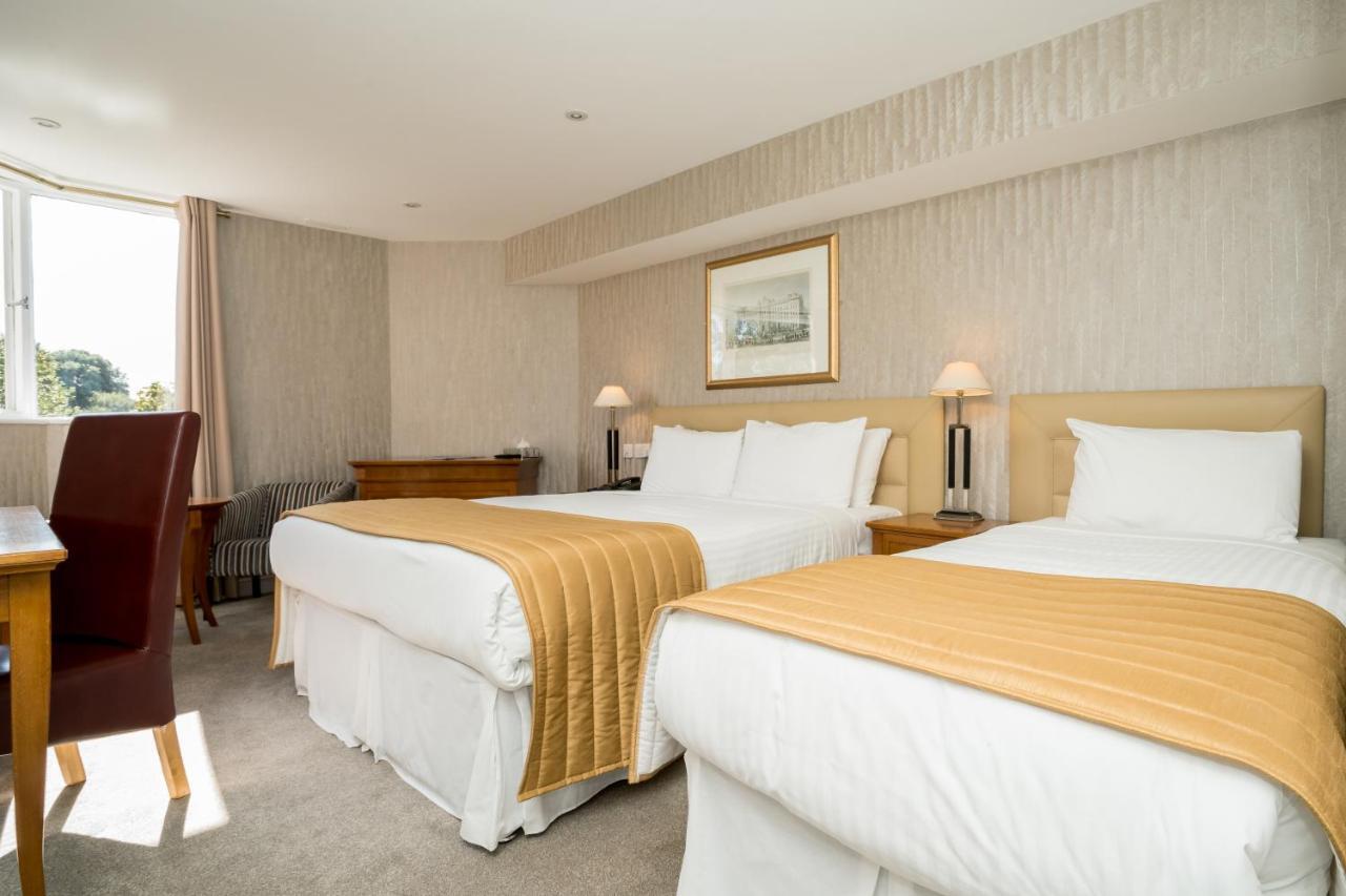 เดอะ แคลเรนดัน โฮเต็ล Hotel Blackheath ภายนอก รูปภาพ